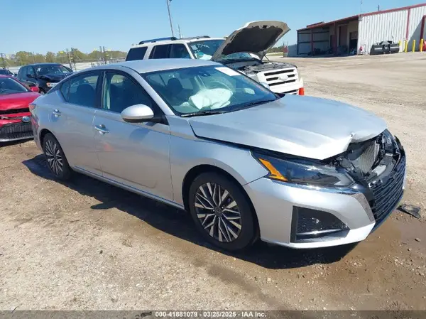 1N4BL4DV4PN351686 2023 NISSAN ALTIMA - Image 1