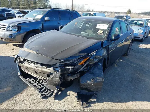 1N4BL4DV4PN356970 2023 NISSAN ALTIMA - Image 2