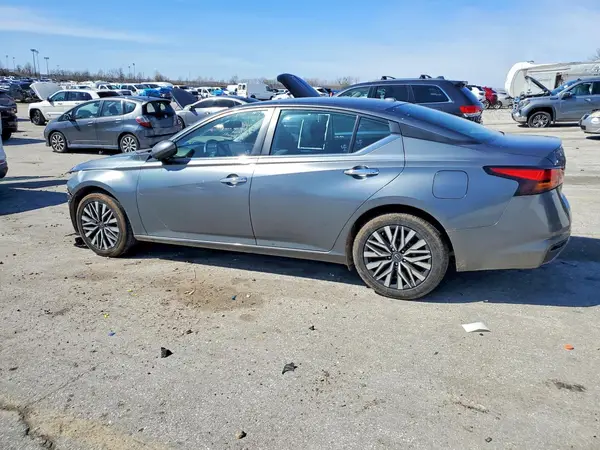 1N4BL4DV4PN358038 2023 NISSAN ALTIMA - Image 2