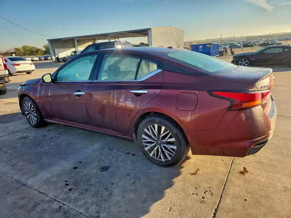 1N4BL4DV4PN360341 2023 NISSAN ALTIMA - Image 2