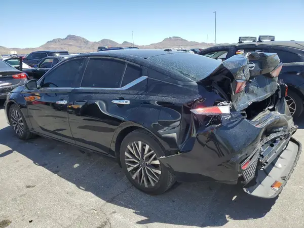 1N4BL4DV4PN360792 2023 NISSAN ALTIMA - Image 2