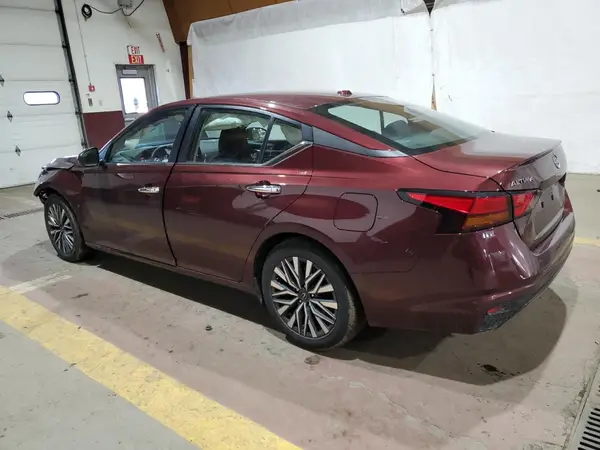 1N4BL4DV4PN361571 2023 NISSAN ALTIMA - Image 2