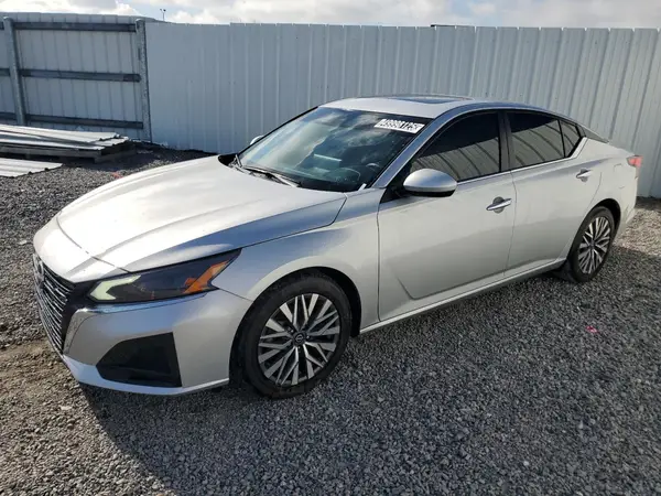 1N4BL4DV4PN371632 2023 NISSAN ALTIMA - Image 1