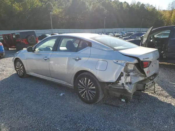 1N4BL4DV4PN372747 2023 NISSAN ALTIMA - Image 2
