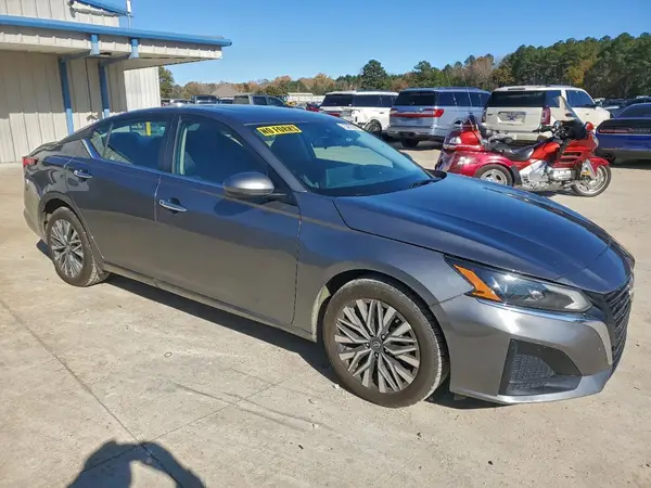 2023 NISSAN ALTIMA COPART lot 96156015 auction photo 4