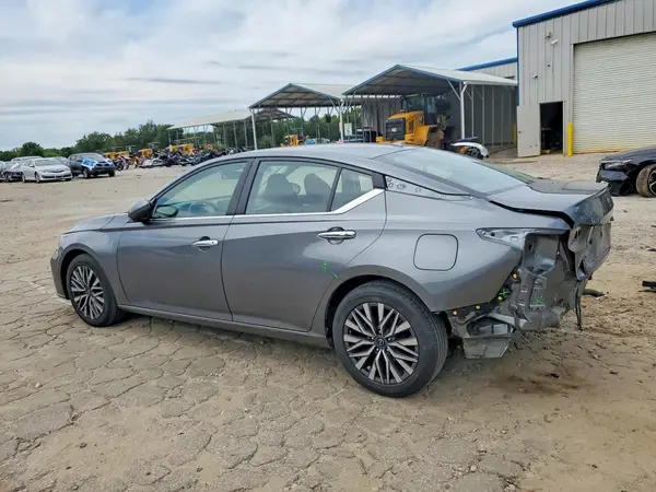 1N4BL4DV4PN375504 2023 NISSAN ALTIMA - Image 2