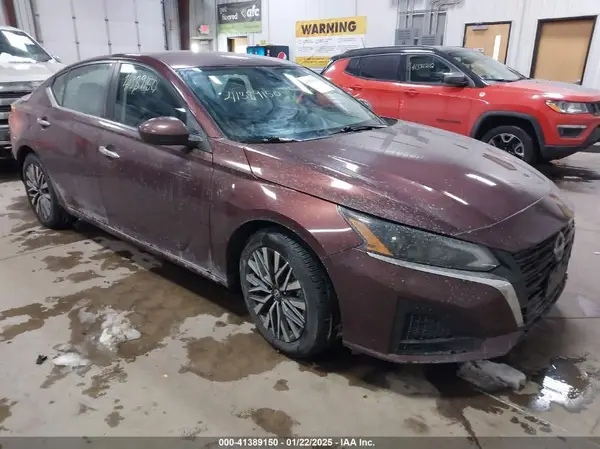 1N4BL4DV4PN375566 2023 NISSAN ALTIMA - Image 1