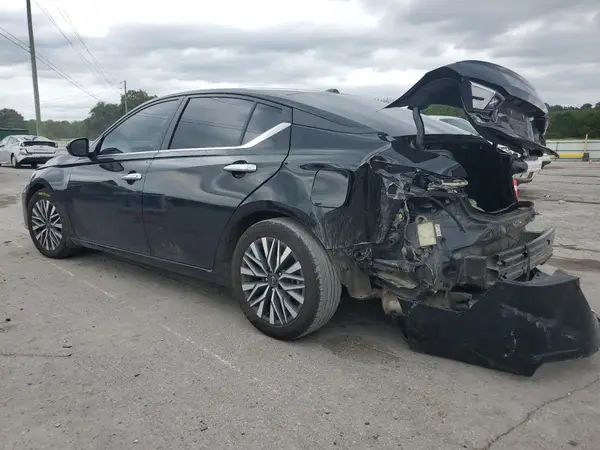 1N4BL4DV4PN378211 2023 NISSAN ALTIMA - Image 2