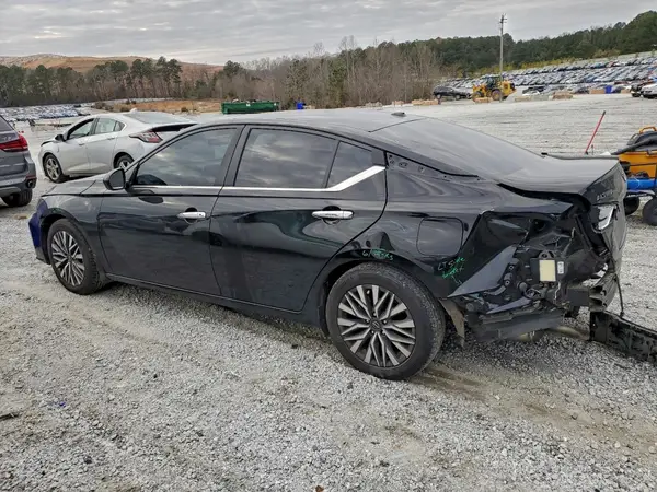 1N4BL4DV4PN379004 2023 NISSAN ALTIMA - Image 2