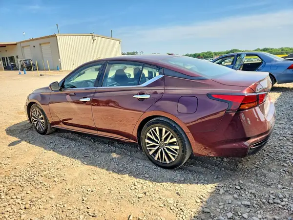 1N4BL4DV4PN383991 2023 NISSAN ALTIMA - Image 2