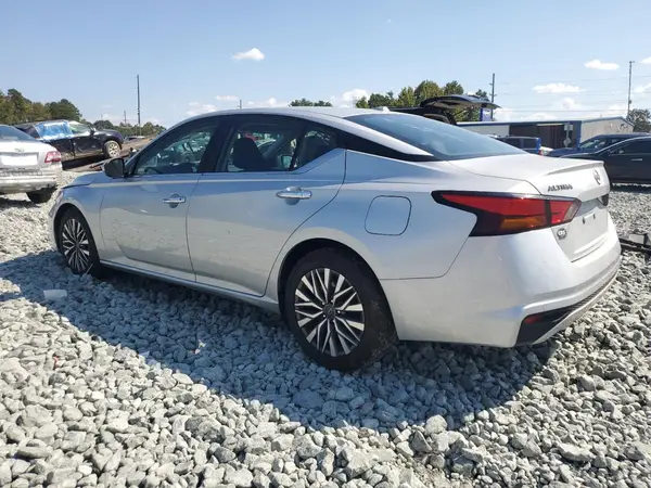 1N4BL4DV4PN386017 2023 NISSAN ALTIMA - Image 2