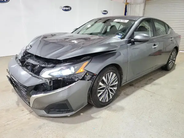 1N4BL4DV4PN390388 2023 NISSAN ALTIMA - Image 1