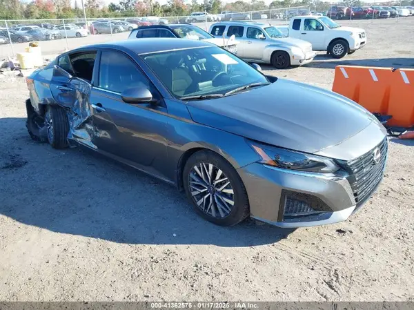 1N4BL4DV4PN398099 2023 NISSAN ALTIMA - Image 1