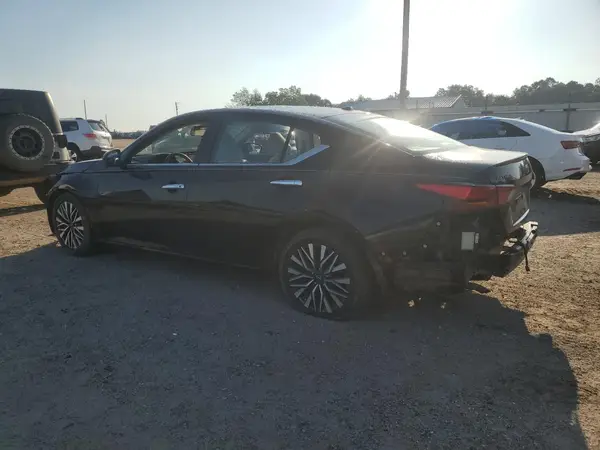 1N4BL4DV4PN402765 2023 NISSAN ALTIMA - Image 2