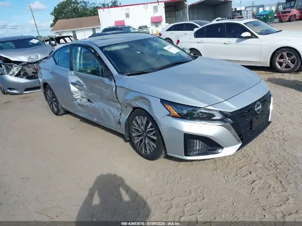 1N4BL4DV4PN415497 2023 NISSAN ALTIMA - Image 1