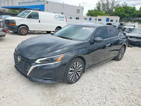 1N4BL4DV4PN424538 2023 NISSAN ALTIMA - Image 1