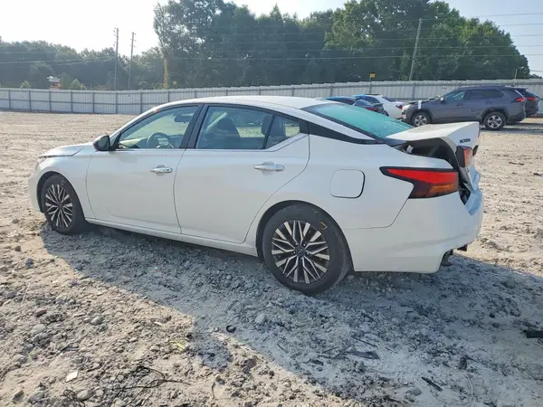 1N4BL4DV4RN301339 2024 NISSAN ALTIMA - Image 2