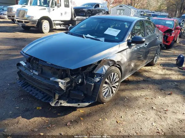 1N4BL4DV4RN313460 2024 NISSAN ALTIMA - Image 2