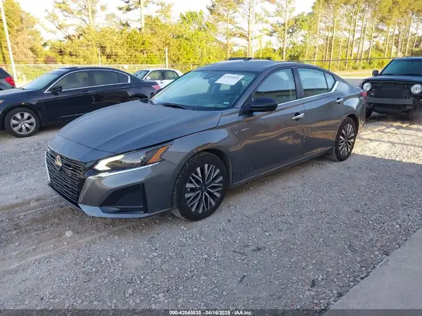 1N4BL4DV4RN314821 2024 NISSAN ALTIMA - Image 2