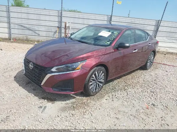 1N4BL4DV4RN318318 2024 NISSAN ALTIMA - Image 2