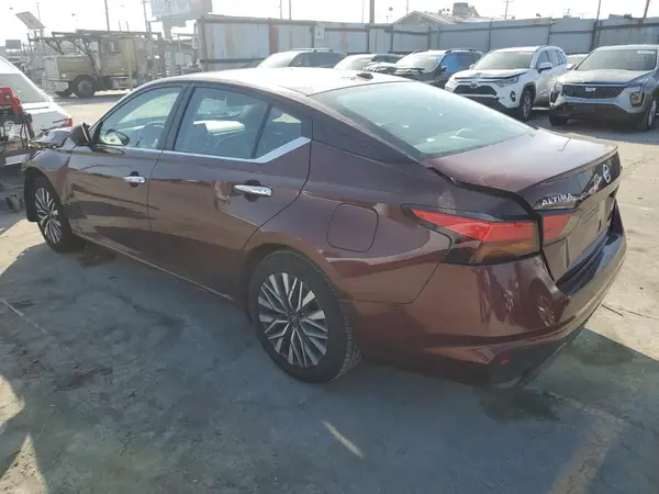 1N4BL4DV4RN319405 2024 NISSAN ALTIMA - Image 2
