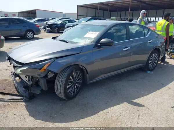 1N4BL4DV4RN320182 2024 NISSAN ALTIMA - Image 2