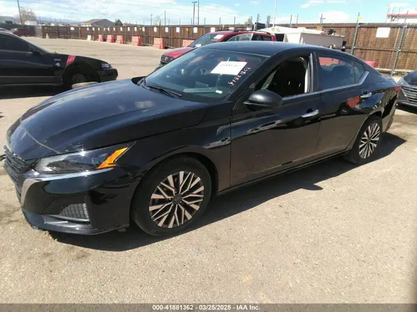 1N4BL4DV4RN323728 2024 NISSAN ALTIMA - Image 2