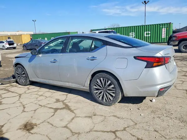1N4BL4DV4RN337838 2024 NISSAN ALTIMA - Image 2