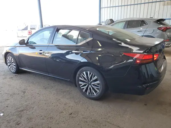 1N4BL4DV4RN343767 2024 NISSAN ALTIMA - Image 2