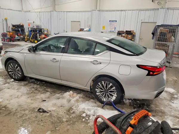 1N4BL4DV4RN345552 2024 NISSAN ALTIMA - Image 2