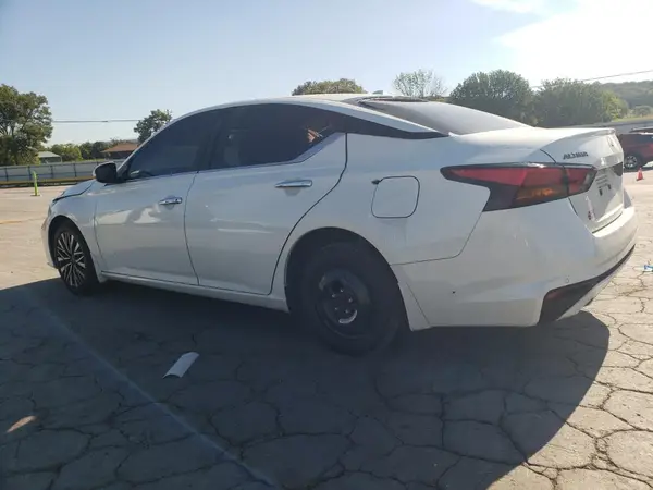1N4BL4DV4RN345793 2024 NISSAN ALTIMA - Image 2