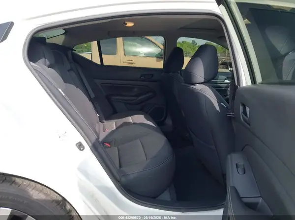 1N4BL4DV4RN375988 2024 NISSAN ALTIMA - Image 8