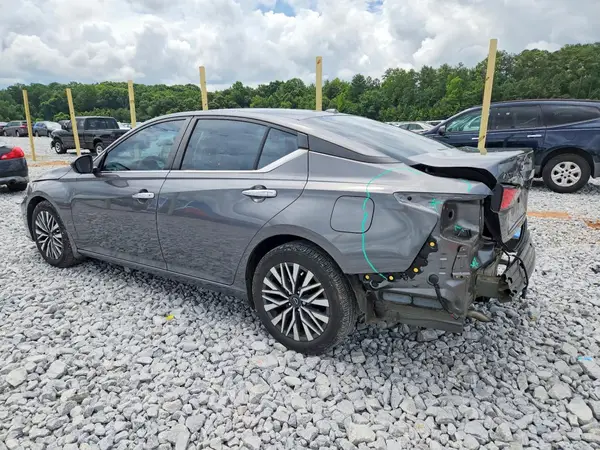 1N4BL4DV4RN379782 2024 NISSAN ALTIMA - Image 2
