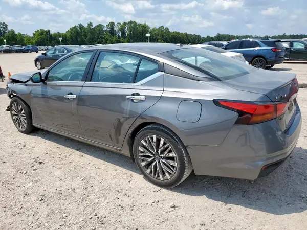 1N4BL4DV4RN381094 2024 NISSAN ALTIMA - Image 2