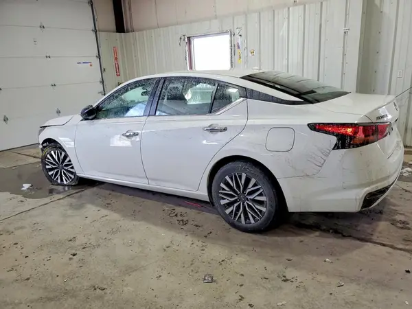 1N4BL4DV4RN386537 2024 NISSAN ALTIMA - Image 2