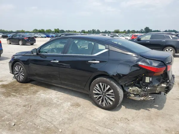 1N4BL4DV4RN390815 2024 NISSAN ALTIMA - Image 2