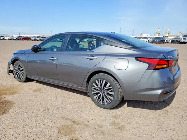 1N4BL4DV4RN394377 2024 NISSAN ALTIMA - Image 2