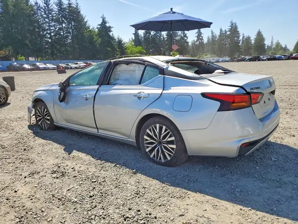 1N4BL4DV4RN398137 2024 NISSAN ALTIMA - Image 2