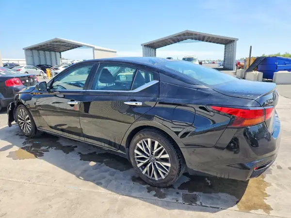 1N4BL4DV4RN398316 2024 NISSAN ALTIMA - Image 2
