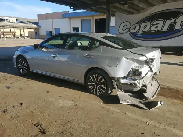 1N4BL4DV4RN410707 2024 NISSAN ALTIMA - Image 2