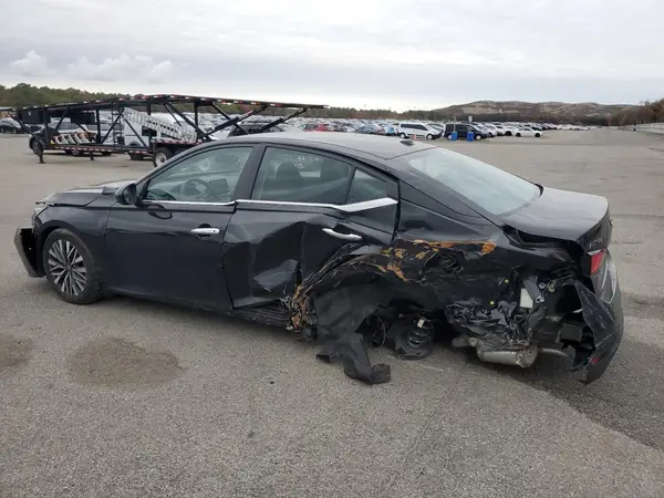 1N4BL4DV4RN415051 2024 NISSAN ALTIMA - Image 2
