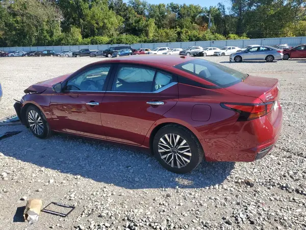 1N4BL4DV4RN416068 2024 NISSAN ALTIMA - Image 2