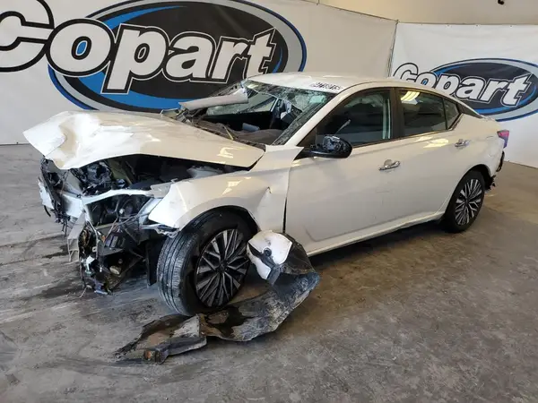 1N4BL4DV4SN304635 2025 NISSAN ALTIMA - Image 1