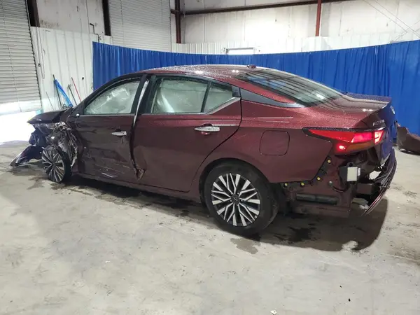 1N4BL4DV4SN309124 2025 NISSAN ALTIMA - Image 2