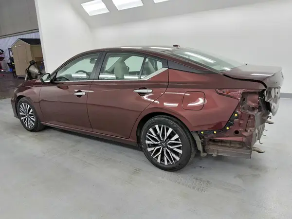 1N4BL4DV4SN310418 2025 NISSAN ALTIMA - Image 2