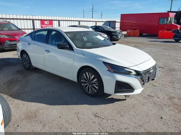 1N4BL4DV4SN312377 2025 NISSAN ALTIMA - Image 1