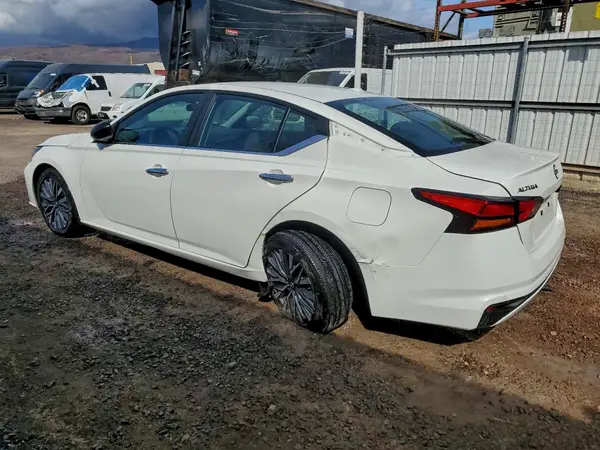 1N4BL4DV4SN318082 2025 NISSAN ALTIMA - Image 2