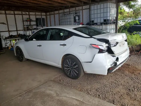 1N4BL4DV4SN318387 2025 NISSAN ALTIMA - Image 2