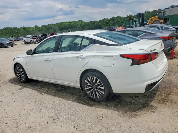 1N4BL4DV4SN319152 2025 NISSAN ALTIMA - Image 2