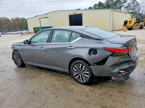 1N4BL4DV4SN329583 2025 NISSAN ALTIMA - Image 2